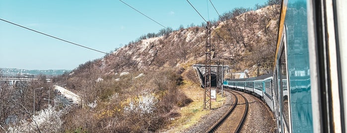 Bahnhof Prag-Holleschowitz is one of Europe.