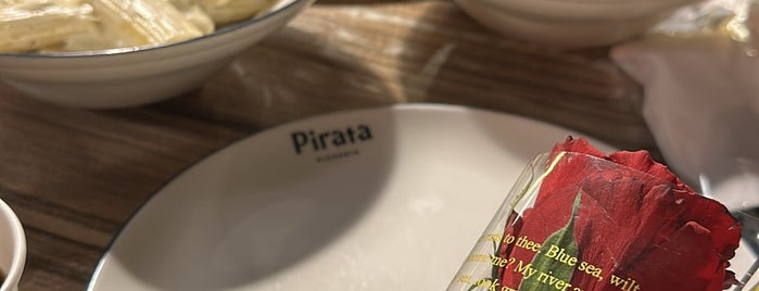 Pirata Pizzeria is one of Italics.