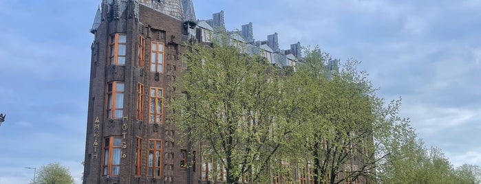 Grand Hotel Amrâth Amsterdam is one of 100 Jaar Amsterdamse School.