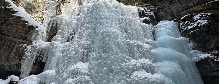 Maligne Canyon is one of Canadá.