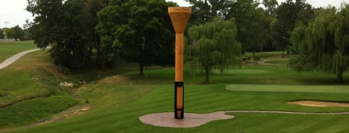 World's Largest Golf Tee is one of Jumbo Size Fun Trail.