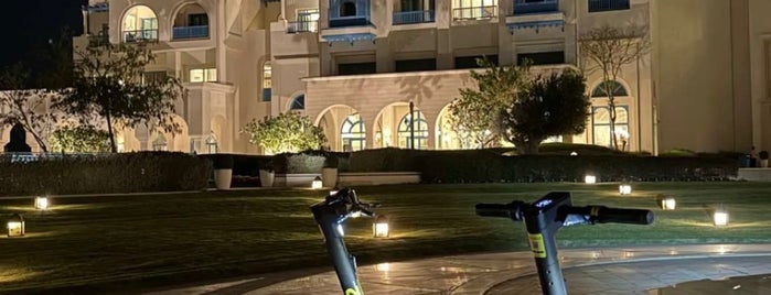 Hilton Salwa Beach Resort & Villas is one of Qatar by Christina 🇶🇦✨.