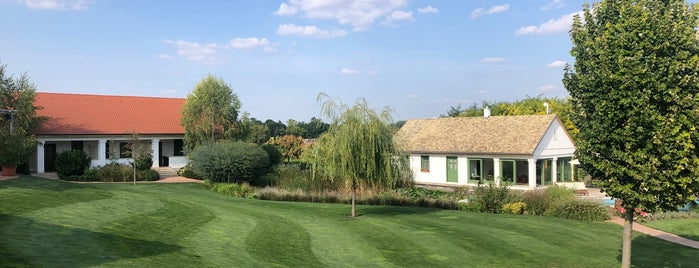 Páskom Cottage is one of Locais curtidos por Gergely.