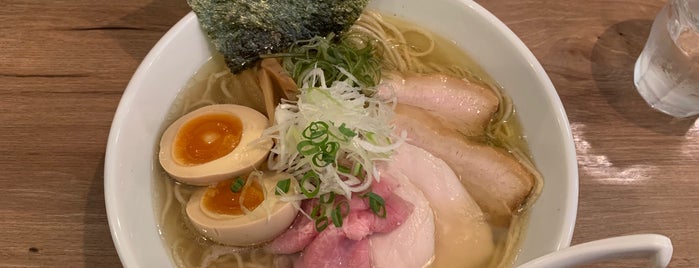 38 NOODLE KITCHEN is one of カズ氏おすすめの麺処LIST.