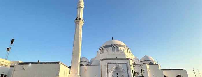 Masjid Al Jumaa is one of Medine - Mekke.