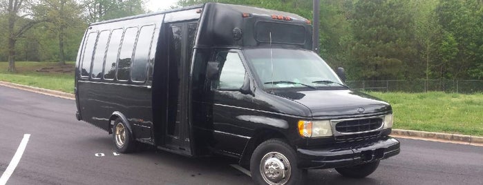 Atlanta Party Bus is one of Lugares favoritos de Chester.