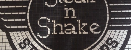 Steak 'n Shake is one of Snacktime Likes.