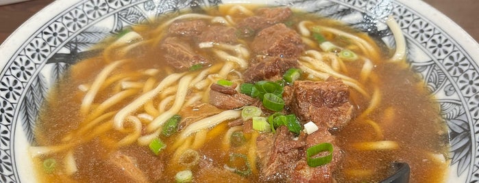 老董牛肉麵 is one of Taiwan must eats.