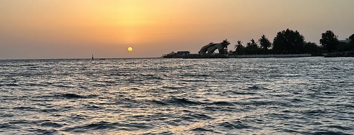 Marsa Al-Ahlam is one of Jeddah home town.