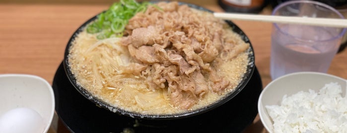 大阪牛肉ラーメンわだ 西池袋店 is one of 麺類.