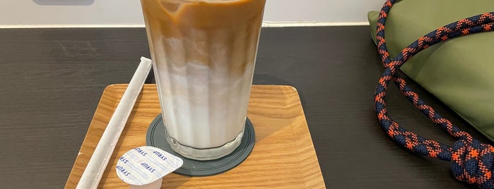 Mr.hippo Coffee 下高井戸店 is one of free Wi-Fi in 世田谷区.