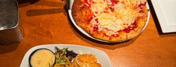 Telly's Restaurant & Pizzeria is one of Top 10 dinner spots in Epping, NH.