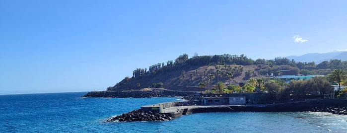 Mag - Café - Bistró - Auditorio is one of Sitios para tomar algo en Tenerife.