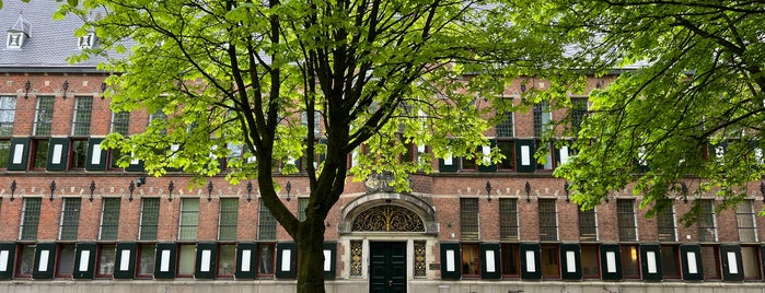 Provinciehuis Groningen is one of Lezinglocaties.