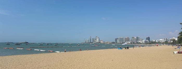 Pattaya Beach South End is one of Thaïlande.
