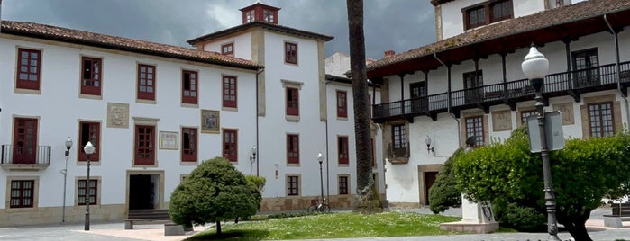 Villaviciosa is one of Asturias.