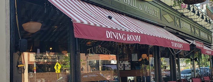Turners Seafood Grill & Market is one of Melrose Munchies.