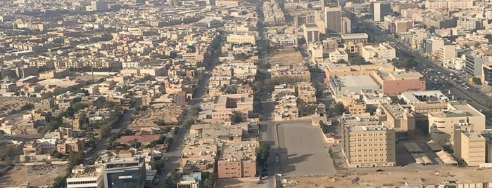 King Salman Air Base is one of Lieux qui ont plu à Mesha.