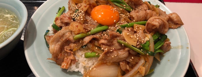 中華定食 寿楽 is one of 新宿ランチ (Shinjuku lunch).