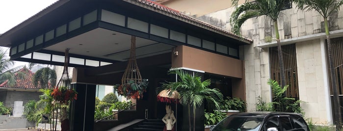 Puri Denpasar Hotel Jakarta is one of Jakarta's Hotels.