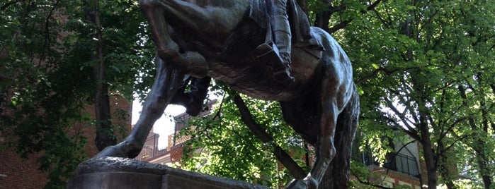 Paul Revere Statue is one of Lugares favoritos de Ryan.