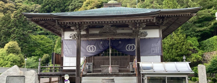 神峯寺 (第27番札所) is one of お遍路.