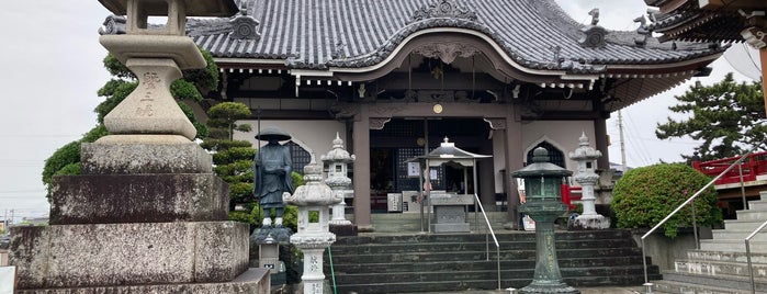 瑠璃山 真福院 井戸寺 (第17番札所) is one of was_temple.