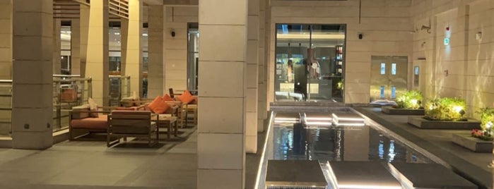 DoubleTree by Hilton Riyadh Financial District is one of Feras'ın Beğendiği Mekanlar.