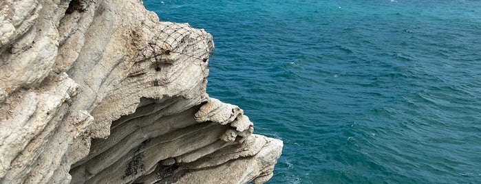 Playa Benidorm is one of Top 10 favorites places in Alicante, España.
