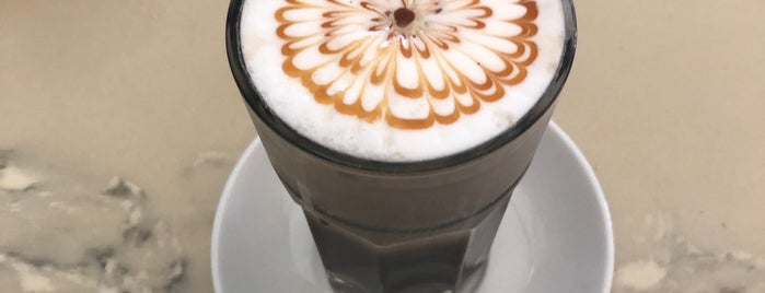 434 Elephant Bean Cafe is one of Coffee Lovers-Malaysia Edition.