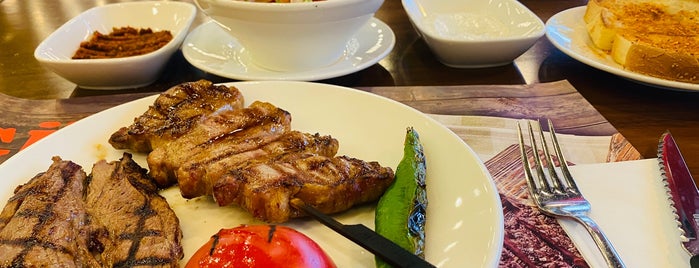 Gül Et Restaurant & Kasap is one of Posti che sono piaciuti a yediyukarı.