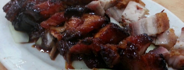 Serdang Duck Ong Restaurant is one of Lugares favoritos de David.