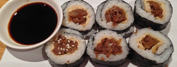 Rolling Rice is one of To Eat in Mandaluyong.