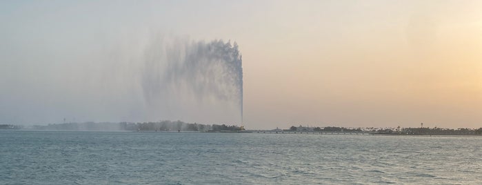 Al-Hamra Corniche is one of جدة.