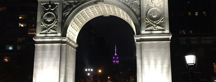 Washington Square Arch is one of Sinanさんのお気に入りスポット.