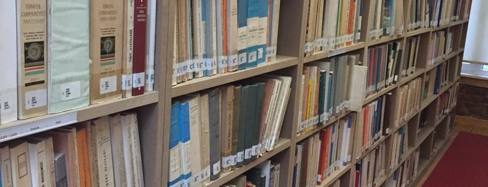 İsmail Beşikci Vakfı is one of istanbul'daki kütüphaneler.
