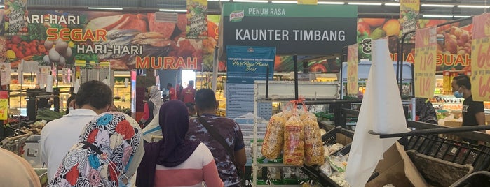 Nirwana Hypermarket is one of @Kuantan,Phg #3.