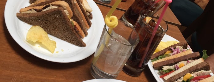 Shamrock Sandwich Café |  کافه ساندویچ شمراک is one of Sarahさんの保存済みスポット.