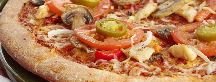 Yumm Pizza is one of Где в России поесть и выпить.