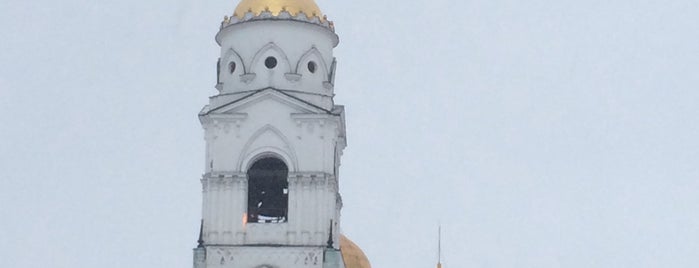 Смотровая площадка у Дмитриевского собора is one of Владимир.
