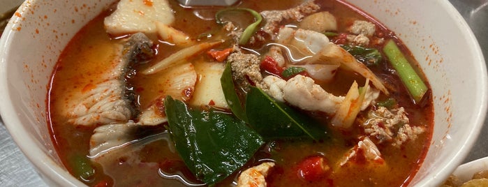 ตั้งจั๊วหลี หัวปลาหม้อไฟ is one of Favorite Food.