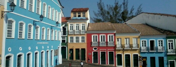 Largo do Pelourinho is one of Lugares Lindos.
