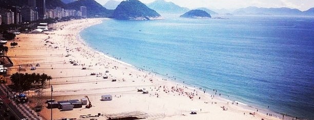 Copacabana Beach is one of Conheça o Rio de Janeiro.