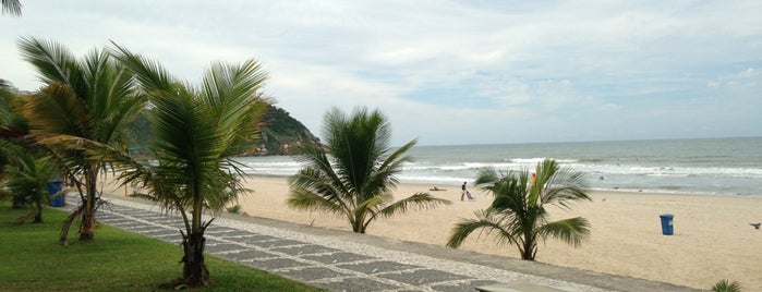 Surf Spot Meio da Praia Palanque is one of Guarujá.