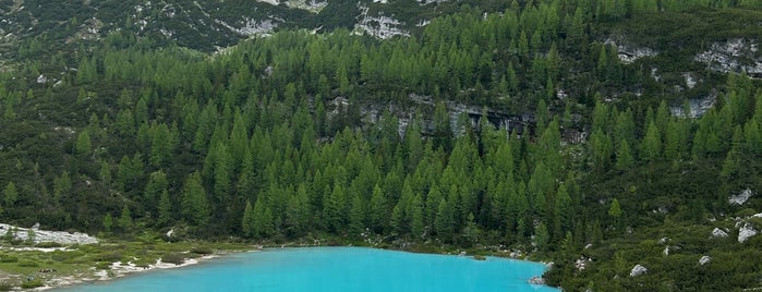 Lago del Sorapis is one of Sveta : понравившиеся места.