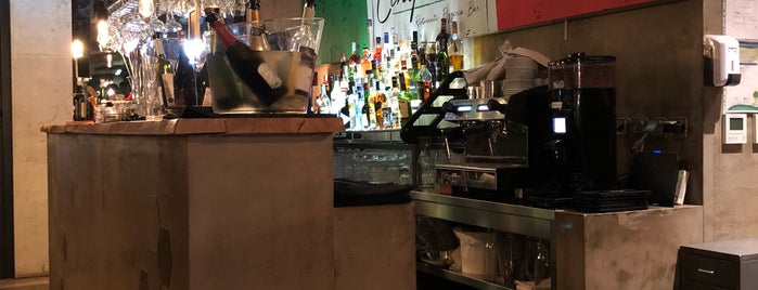 Cinquanta - Ristorante Pizzeria Bar is one of Lisboa.