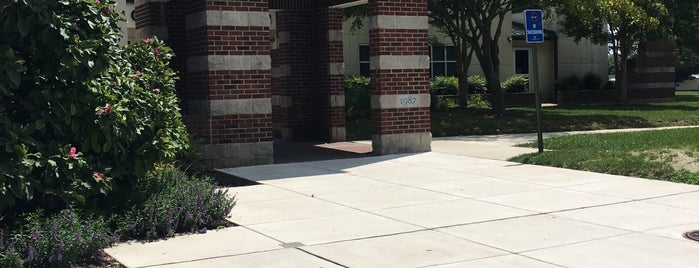 Owen Brown Community Center is one of EV Charging Stations in Howard County, MD.