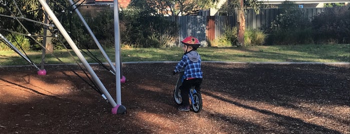 Lionel Bowen Park is one of Orte, die Mustafa gefallen.