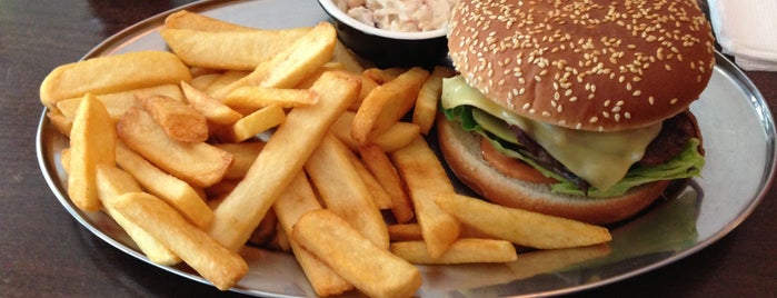 Ketchup & Majo is one of I dieci migliori hamburger su berlinocacioepepe.