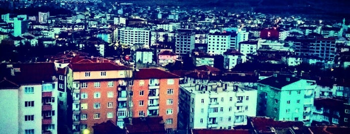 Yukarı Kayabaşı is one of Lugares favoritos de Mehmet.
